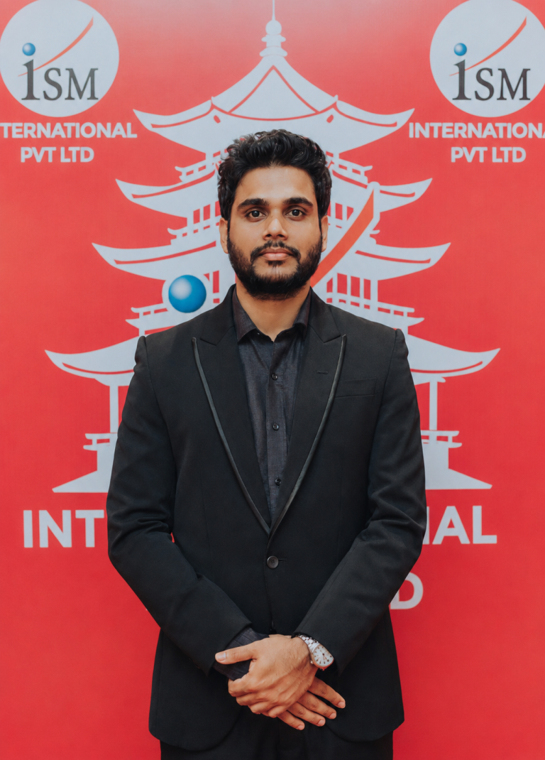 取締役 Mr. Chamith Samaradiwakara